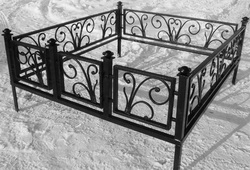 Оградка на могилу № 7. Модель "Лоза"